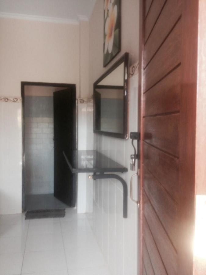 Hôtel Bali Dwipa à Kuta Lombok Extérieur photo