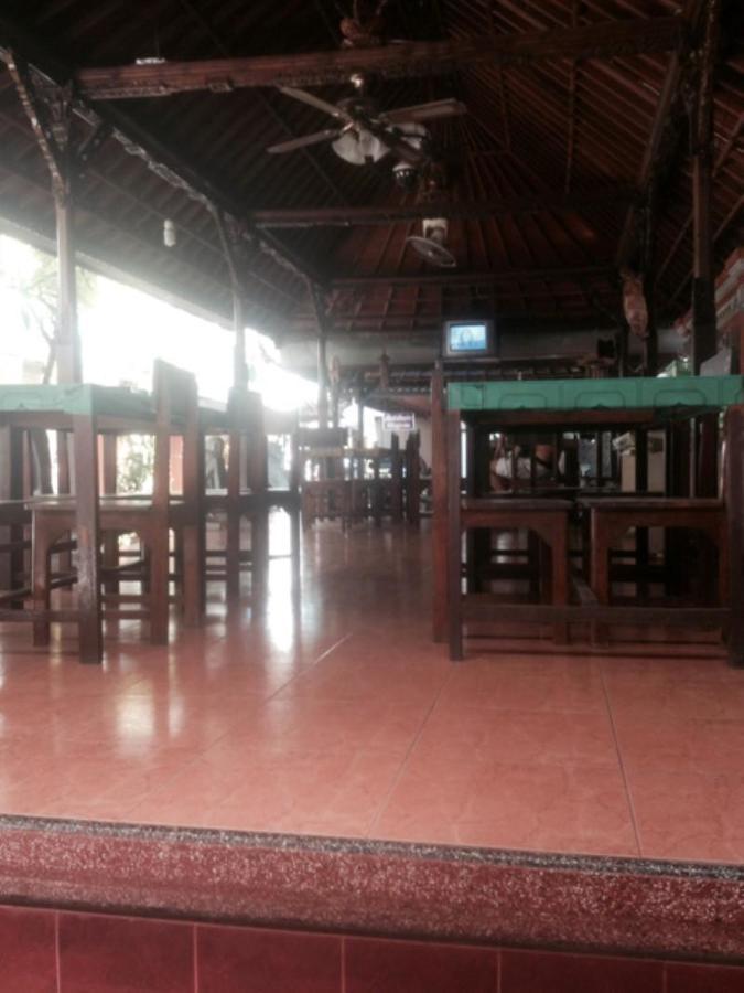 Hôtel Bali Dwipa à Kuta Lombok Extérieur photo